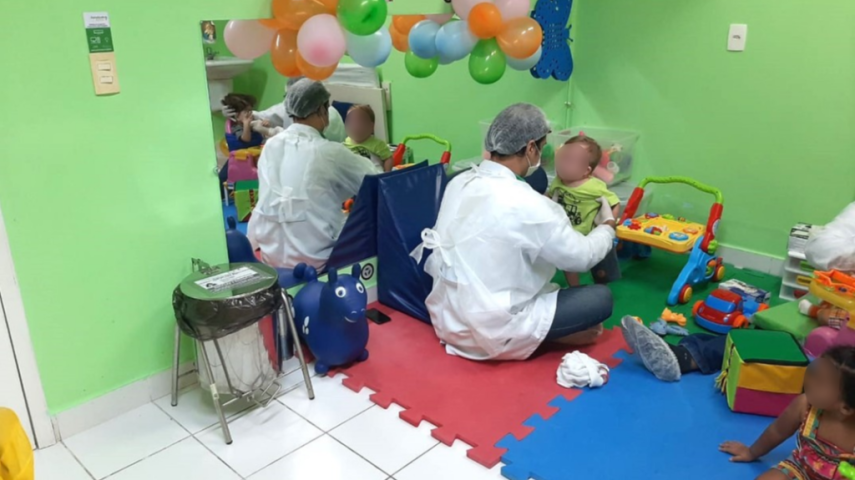 Imagem 12 da notícia Comemoração com as crianças do NEP na Policlínica